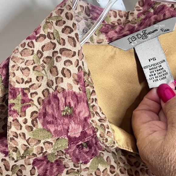 Vintage Shirt Womens Size PS Faux Suede Floral Button Front Cottage Retro Top - Picture 3 of 6